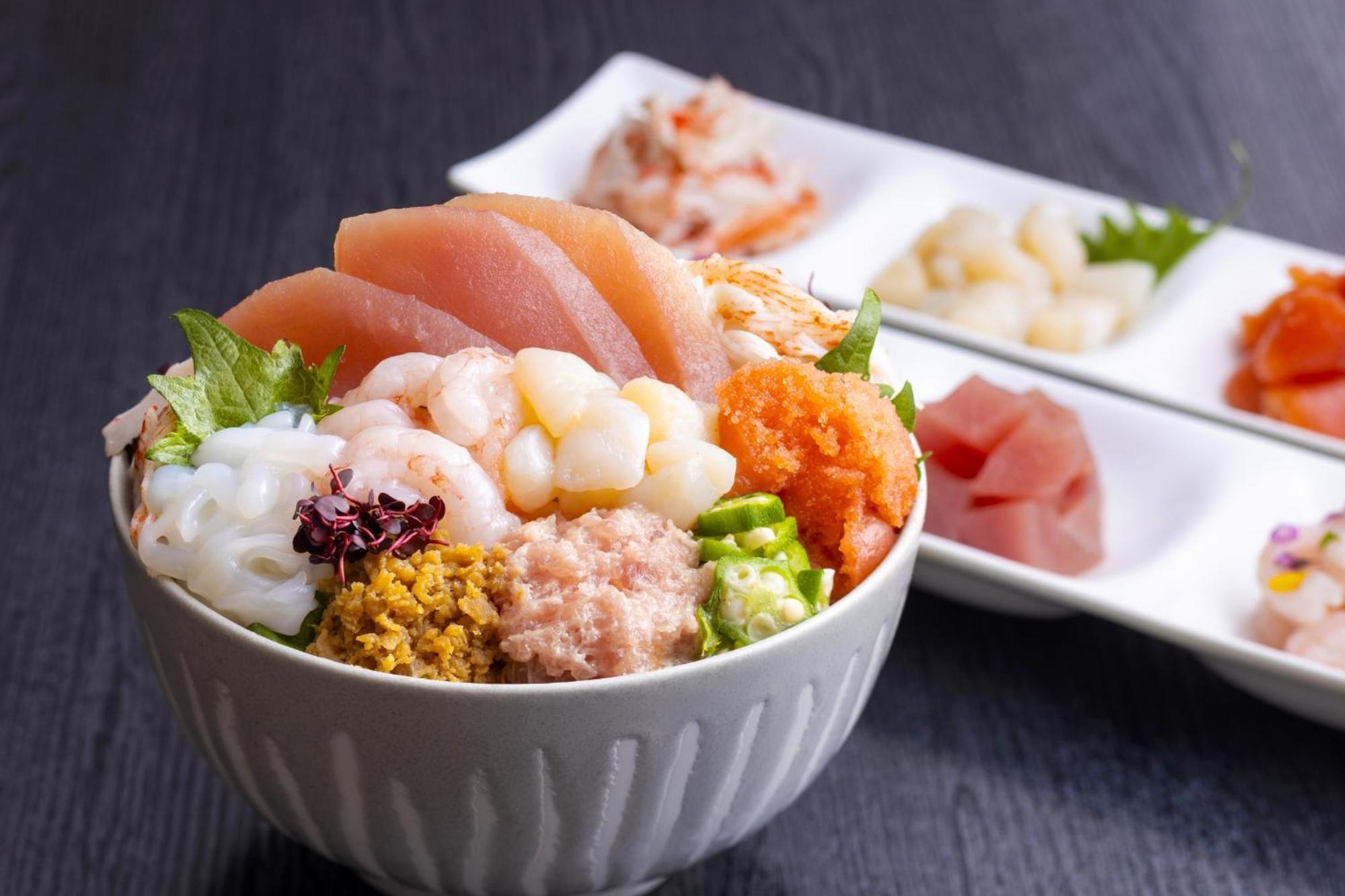 Ooedo Onsen Monogatari Premium Yoshinoya Irokuen Hotel คากะ ภายนอก รูปภาพ